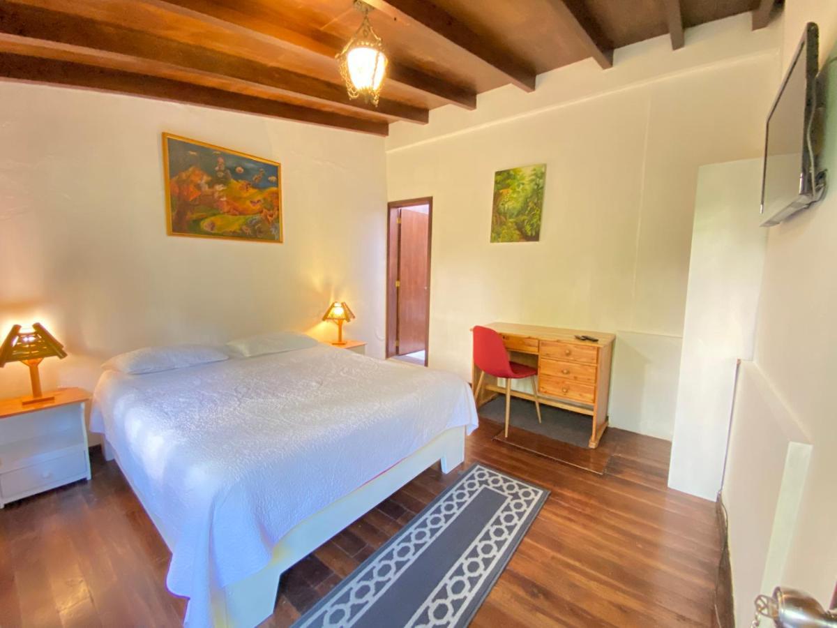 Arupo Bed And Breakfast Quito Esterno foto