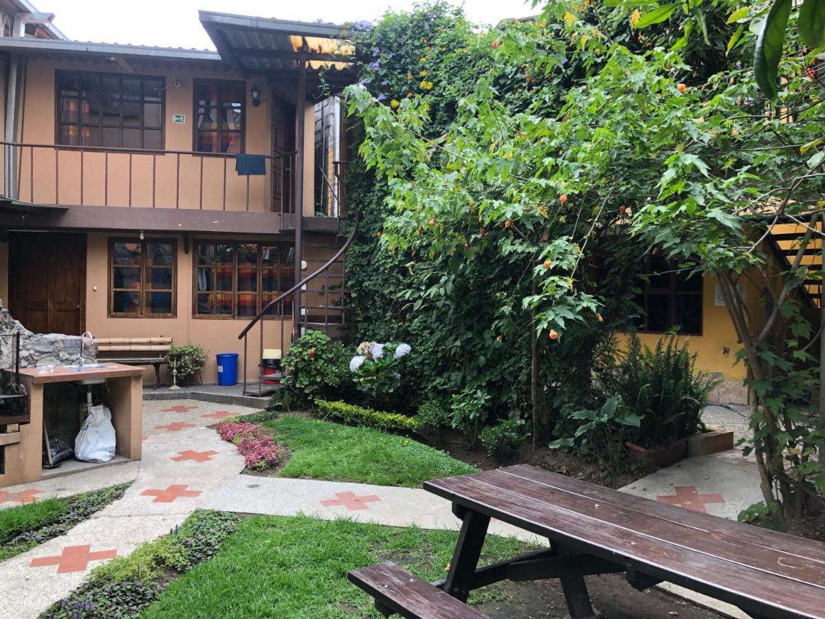 Arupo Bed And Breakfast Quito Esterno foto