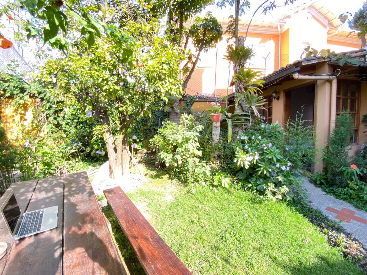 Arupo Bed And Breakfast Quito Esterno foto
