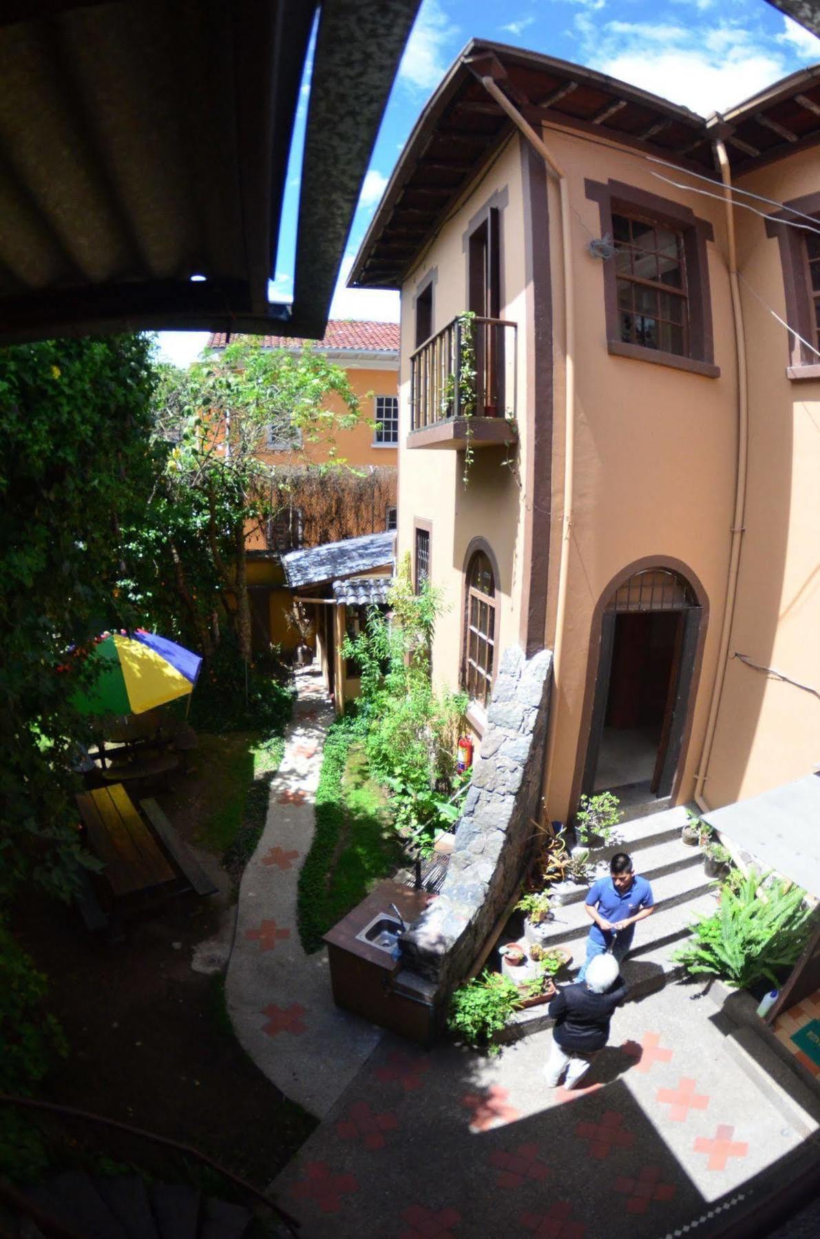 Arupo Bed And Breakfast Quito Esterno foto