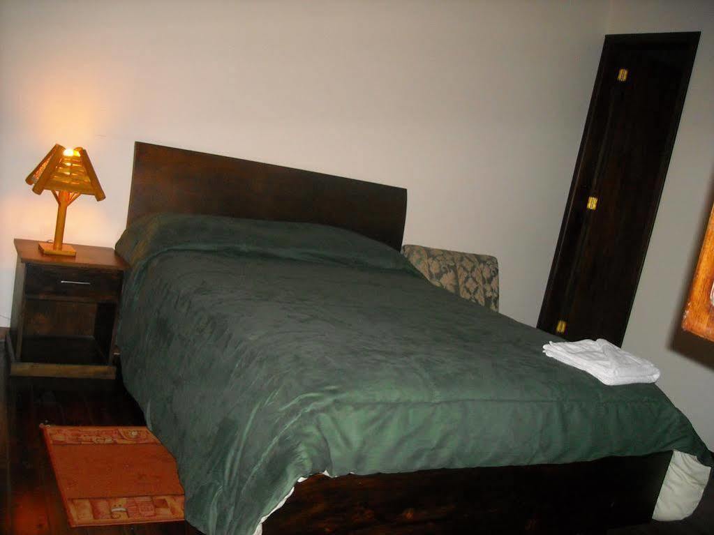 Arupo Bed And Breakfast Quito Esterno foto